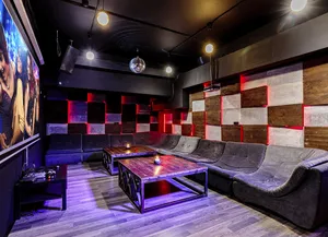 MOON_LOFT_LOFTFORPARTY_17